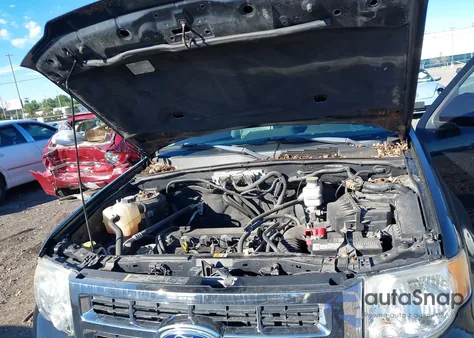 2012 Ford Escape Limited z USA, uszkodzony, nr VIN 1FMCU9E70CKC03194